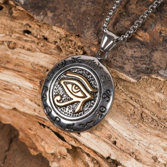 Eye of Horus Necklace - Picture 4 of 7